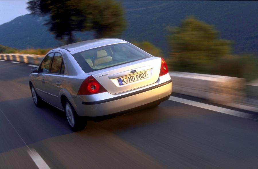  Ford Mondeo 2000 года  (фото 63 из 79)